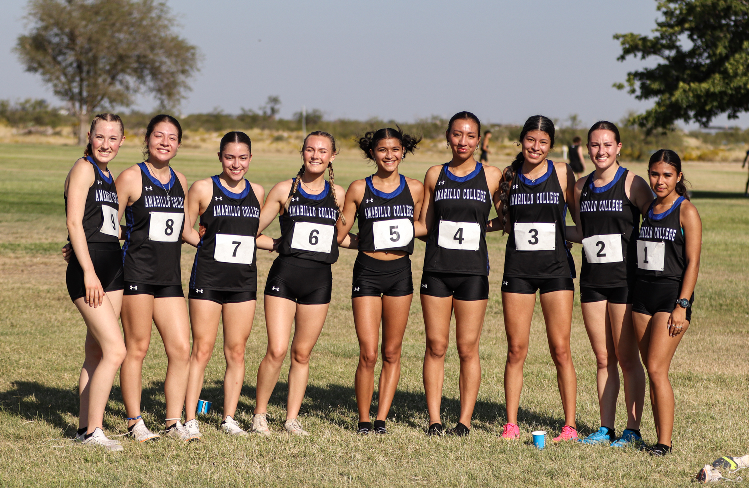 Women's team photo after race